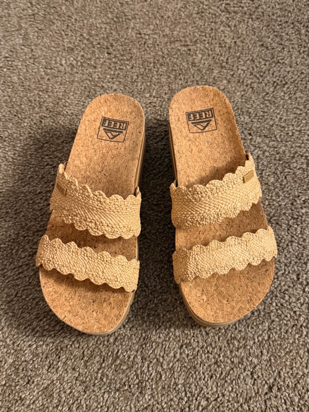 Reef 'Cushion Vista Higher' Platform Slide Sandals - Size 6 (Womans) - Picture 3 of 9